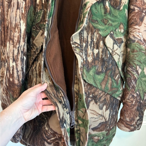 Cabelas Whitetail Gore-Tex Realtree Camo Hunting Jacket Men’s large tall - Picture 4 of 9